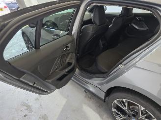 BMW 1-serie 120 picture 23