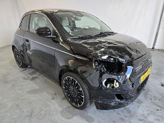 Fiat 500 3+1 La Prima 42 kWh picture 1