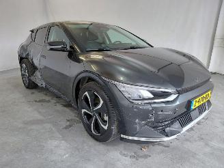 Damaged car Kia EV6 Edt. Advan. 77.4 kWh 2024/6