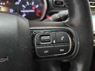 Citroën C3 1.2 PureTech S&S Shine picture 28