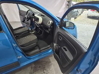 Renault Twingo 1.0 Sce Authentique picture 11