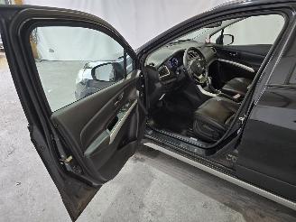 Suzuki SX4 1.6 High Executive picture 14