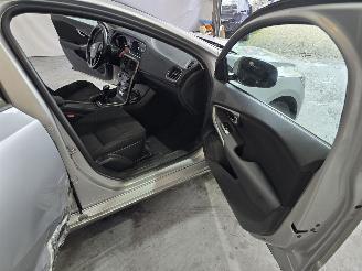 Volvo V-40 2.0 D2 Nordic+ picture 17