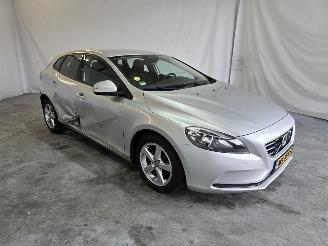 Voiture accidenté Volvo V-40 2.0 D2 Nordic+ 2016/7