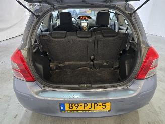 Toyota Yaris 1.3 VVTi Aspiration  automaat picture 19