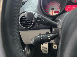 Alfa Romeo GT 1.8 T.Spark Distinctive picture 23