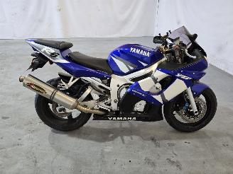 Yamaha YZF - R6  picture 7