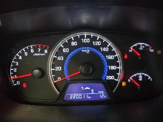 Hyundai I-10 1.0i Comfort picture 19