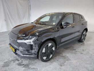 Coche accidentado Volvo EX30 Extended Plus 69 kWh 2026/3