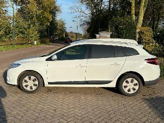 Renault Megane 1.5 dCi Expression picture 3