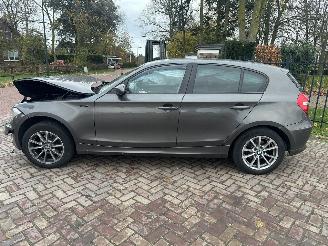 BMW 1-serie 116i picture 5