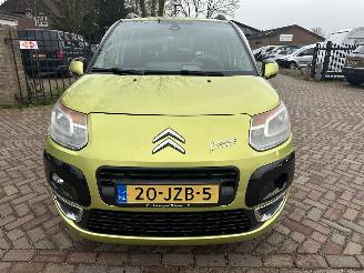 Citroën C3 picasso 1.6 VTi Exclusive picture 2