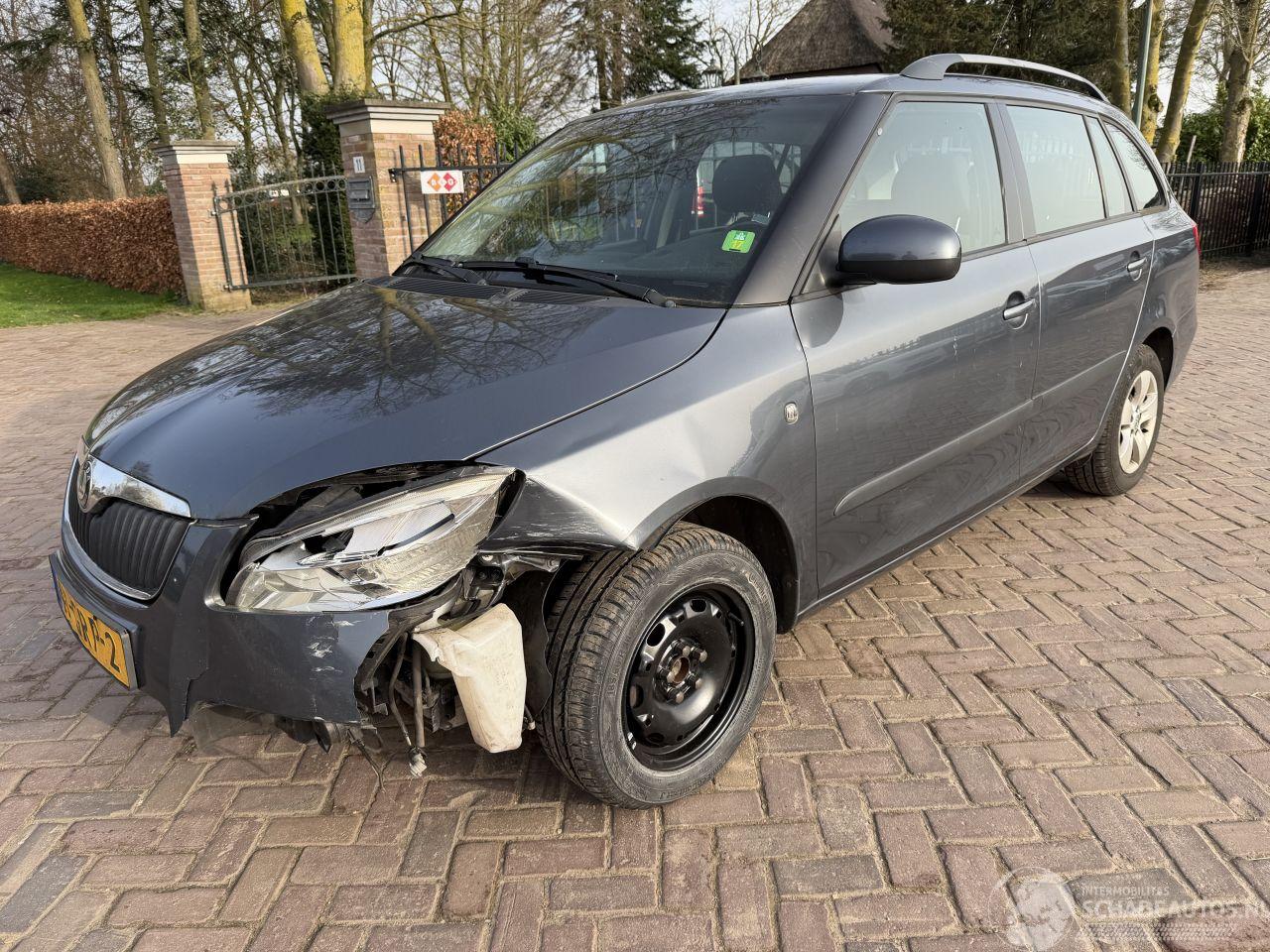 Skoda Fabia 1.4-16V ELEGANCE v