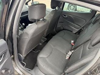 Renault Clio 0.9 TCe Eco2 Limited picture 10