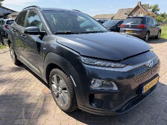 krockskadad bil auto Hyundai Kona EV Limited Sky 64 kWh 2020/12