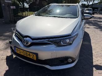 škoda osobní automobily Toyota Auris Touring Sports 1.8 Hybrid Aspiration 2017/1