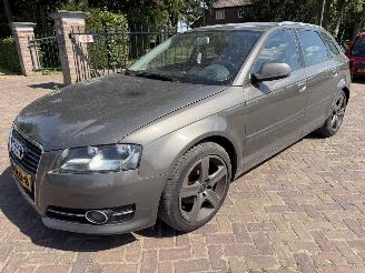 Voiture accidenté Audi A3 1.2 TFSI Attraction 2010/10