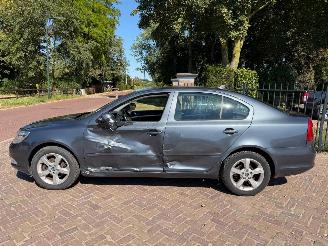 Skoda Octavia 1.2 TSI Elegance Bns picture 3