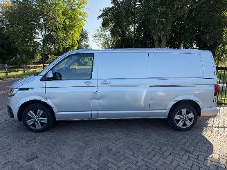 Volkswagen Transporter 2.0 TDI L2H3 32 Bulli picture 3