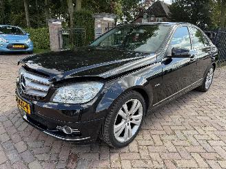 krockskadad bil auto Mercedes C-klasse C180 K BlueEFFICIENCY Business Edition Avantgarde 2010/2
