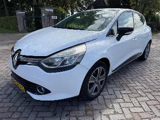Avarii autoturisme Renault Clio 0.9 TCe ECO Night&Day 2015/12