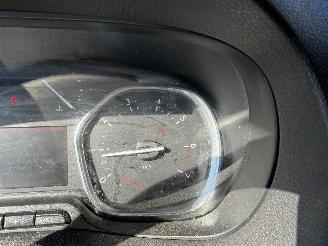 Opel Vivaro 2.0 Diesel 145 L2 picture 21