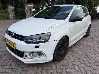 skadebil auto Volkswagen Polo 1.2 TSI Highline 2011/1
