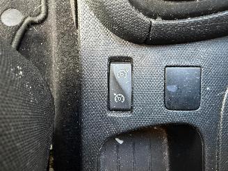 Renault Clio 0.9 EXPRESSION picture 16