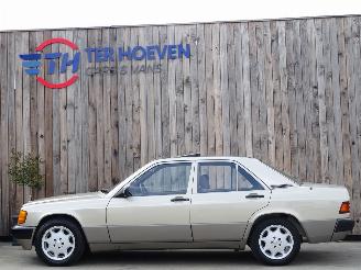 begagnad bil auto Mercedes 190-serie 190 E 2.0 W201 Automaat Schuifdak 90KW 1991/1