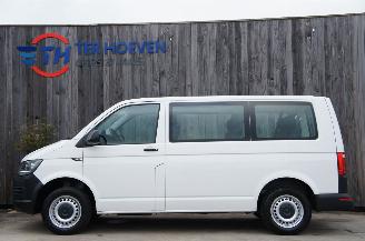 Vaurioauto  passenger cars Volkswagen Transporter T6 2.0 TDi L1H1 9-Persoons Airco 62KW Euro 6 2016/3