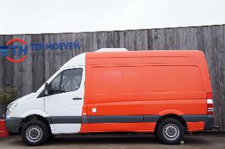 krockskadad bil auto Mercedes Sprinter 311 CDi Koeling 0° Buitenstroom Automaat 80KW Euro 4 2008/9