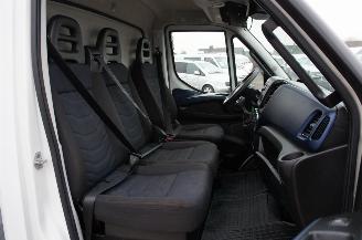 Iveco Daily 35S16 2.3 HPi Koffer Laadklep Automaat Klima Cruise 115KW Euro 6 picture 13