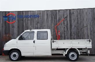Damaged car Volkswagen Transporter T4 2.4 Open Laadbak Dubbele Cabine Trekhaak 57KW 1995/2