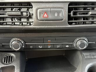 Peugeot Partner 1.5 BlueHDI Premium L1H1 AHK Tempo. 73KW picture 24