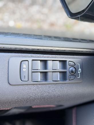 Land Rover Discovery Sport D240 AWD Automatik R-DYNAMIC SE picture 26
