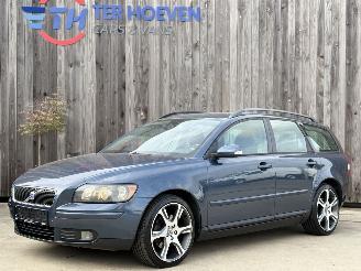Schadeauto Volvo V-50 2.4i Momentum Automatik Klima Tempomat AHK 2005/4