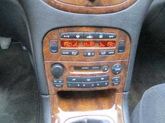 Peugeot 607 2.2-16V picture 14