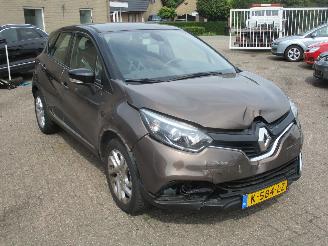 krockskadad bil auto Renault Captur 1.2 Tce Dynamique Aut 2014/3