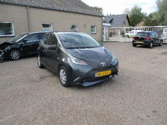 Avarii autoturisme Toyota Aygo 1.0 VVTI x_fun 2018/1