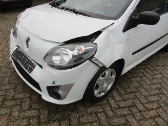 Renault Twingo 1.2-16V Authentique NAP picture 12