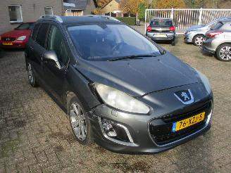 Voiture accidenté Peugeot 308 1.6 THP Allue 7p REST BPM 900 EURO 2012/8
