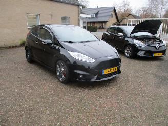 Auto incidentate Ford Fiesta 1.6 ST2 2015/12