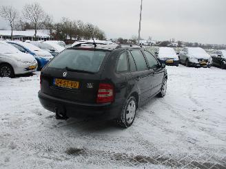 Skoda Fabia Combi 1.4-16V Spirit picture 7