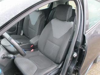 Renault Clio 0.9TCe Dynamique 5drs picture 19