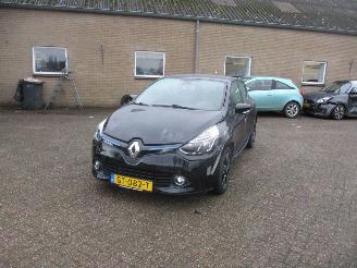 Renault Clio 0.9TCe Dynamique 5drs picture 3