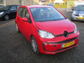 Auto incidentate Volkswagen Up! 1.0 BMT Move Up Airco NAP 2018/3