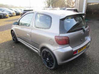 Toyota Yaris 1.5-16V VVT-i Sport picture 5