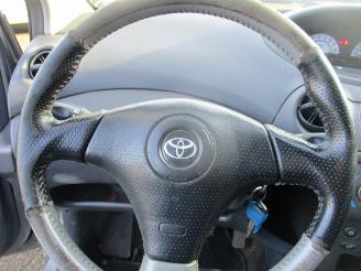 Toyota Yaris 1.5-16V VVT-i Sport picture 21