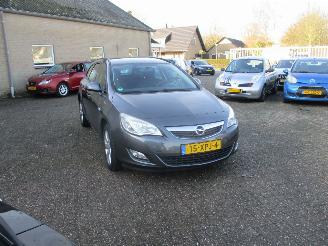 skadebil auto Opel Astra SPORTS TOURER 1.4 Turbo Bns REST BPM 300 EURO !!!! 2012/6