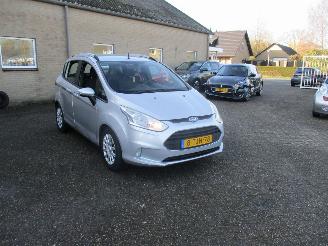 skadebil auto Ford B-Max 1.0 EcoBoost Style REST BPM 300 EURO !! 2014/2